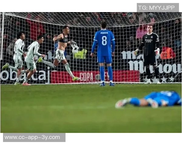 国王杯18决赛精彩对决巴萨迎战桑坦德竞技皇马对阵阿尔瓦塞特